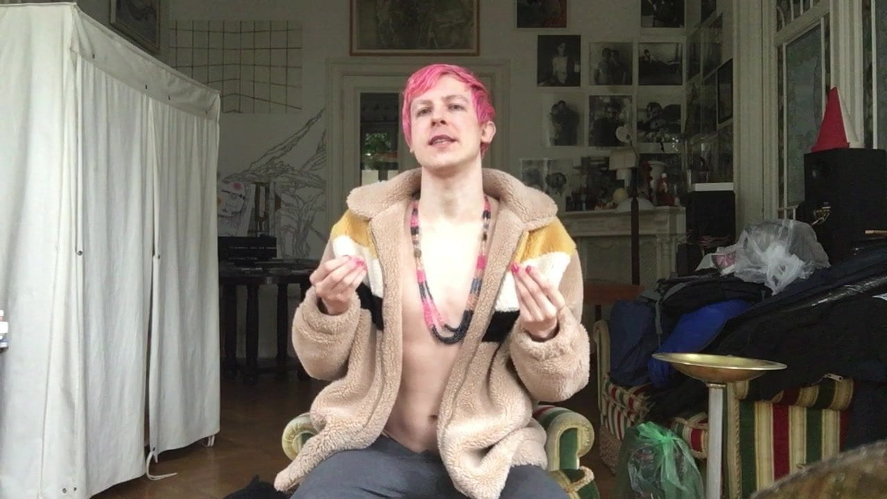 TWINK IS ALWAYS HUNGRY FOR RAW COCK