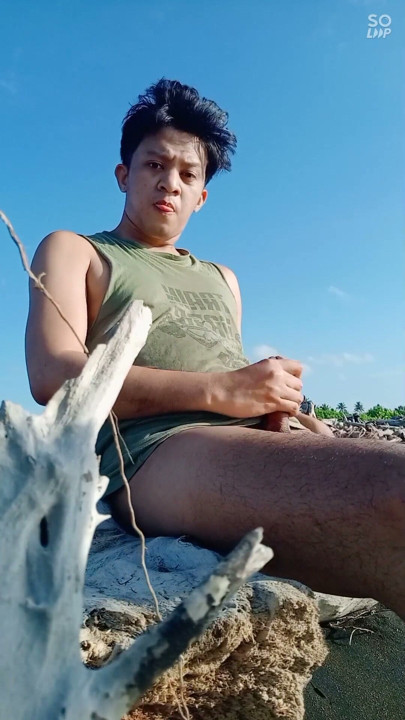 Asia Twink Beach Cum Adventure | Clip 1