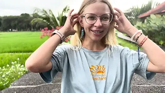 How an AI girlfriend can help you (or break you)