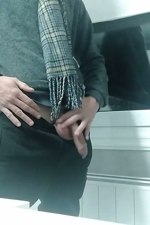 Big Cock Guy with His Scarf, He Is Cold and He Jerks off and Cums to Get Warm