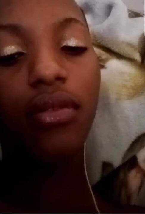 Ebony Horny Girl Masturbating with Her BF on Video Call, She Squirts