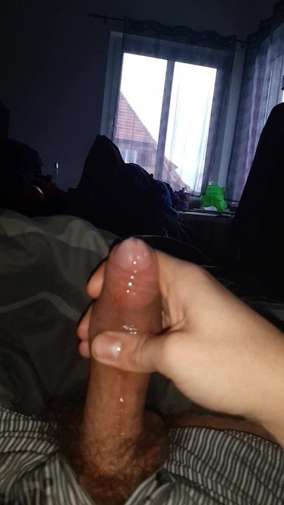 Cumming hard