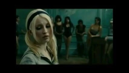 Emily Browning Sucker Punch Babydoll