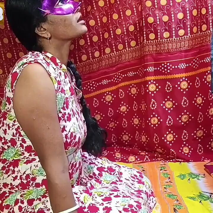 Sikiş nomita boudi ile yemek yerken eğlendim