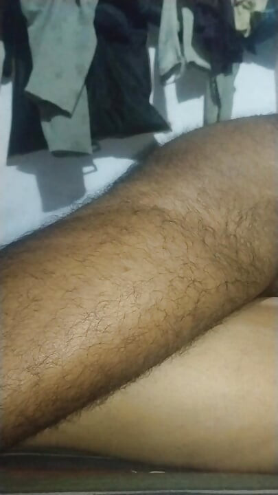 Desi hot bhabhi ki mast hokar apani chut ke chudai ke