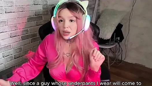 Shock! a Real Streamer Forgot to Turn off Her Live Broadcast.