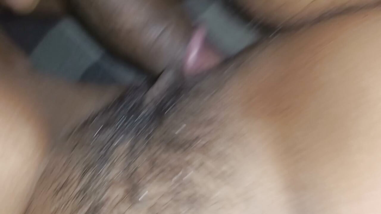 Mene meri soteli bahan ko pel diya