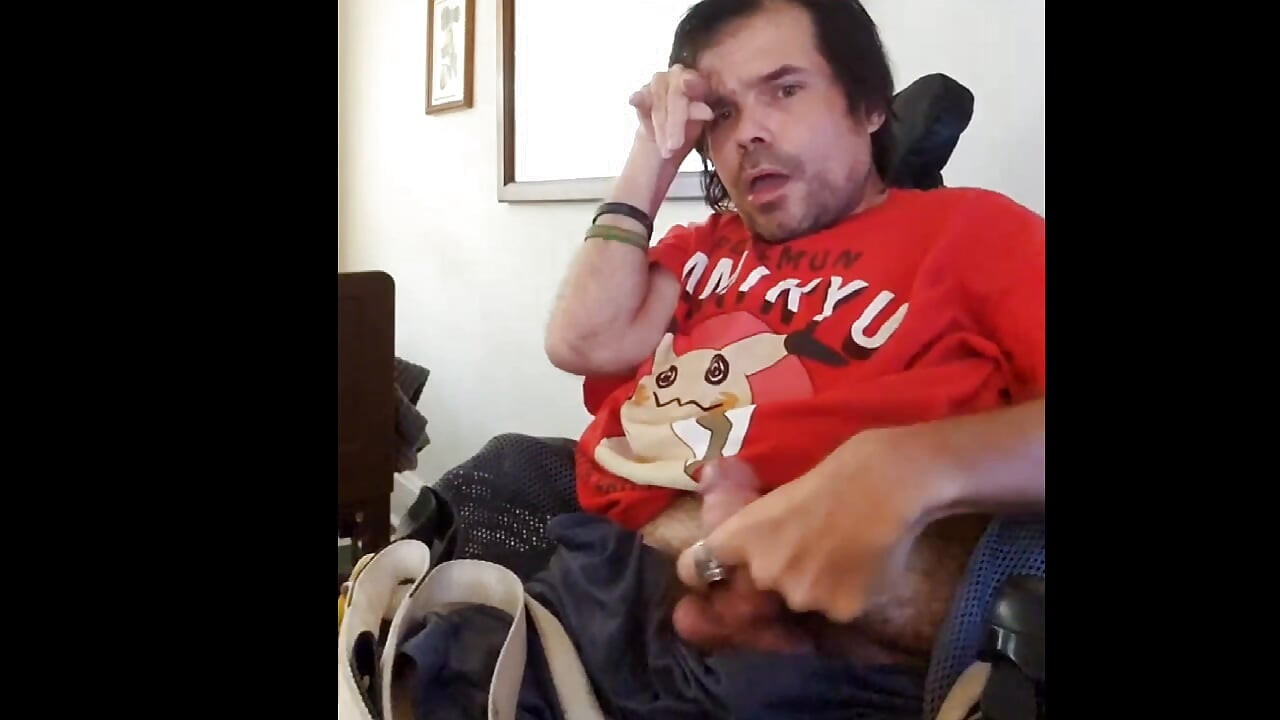 Kevy 69's A Laid back Orgasm Fun after Coffee