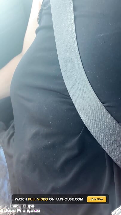 Micro Saia e Exibição no Carro e na Cidade