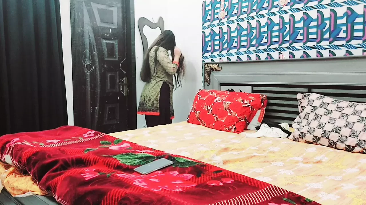 Punjabi meia-irmã anal fodida por seu primo irmão