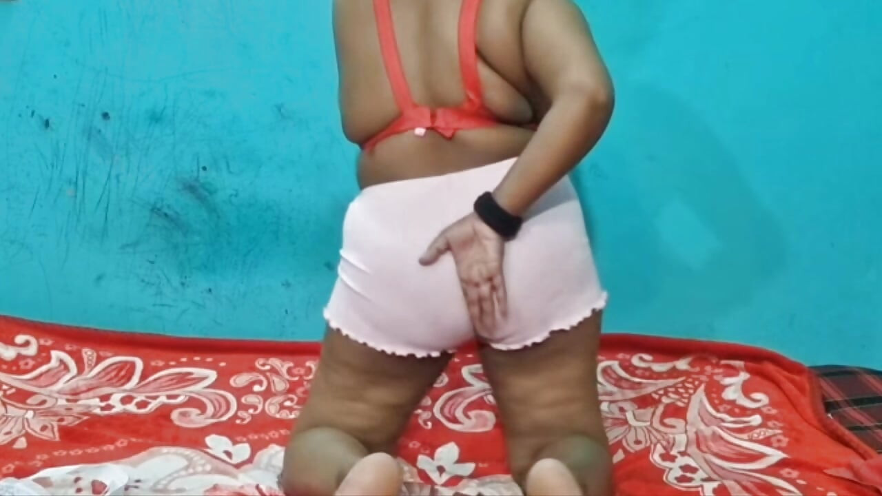 น้าสาว Desi ถ่ายเอง, วิดีโอ Desi เซ็กซี่ปากีสถาน, นมใหญ่ของฉัน, ตูดใหญ่, หุ่นนุ่ม Desi ปากีสถาน