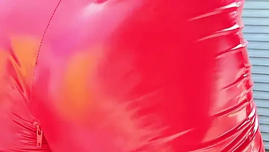 Rote königin nilmini sheron