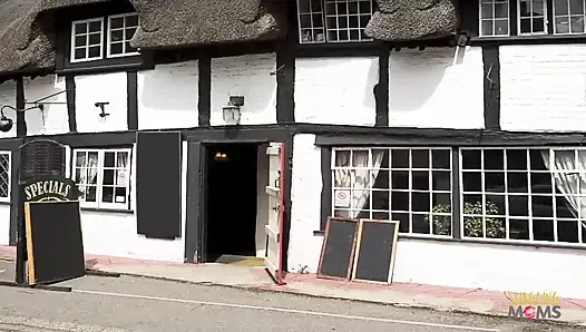 Stacey Saran celebrates independence day by having group sex with friends