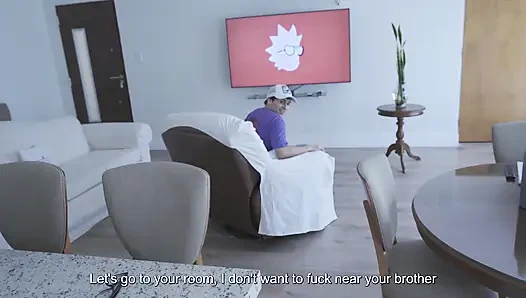 Big-assed lesbian, her vagina is dripping with semen! first cock in her pussy