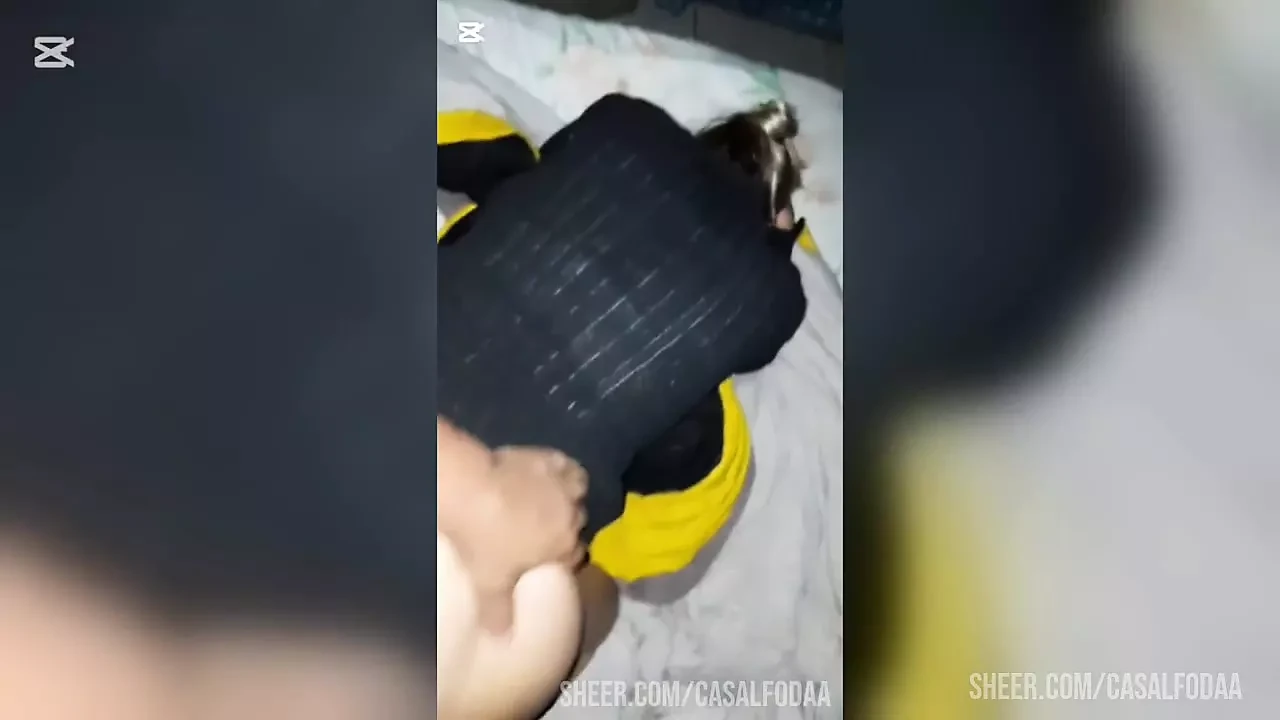 Saya mengongkek awek nakal dalam keempat-empatnya dan pancut ke dalam
