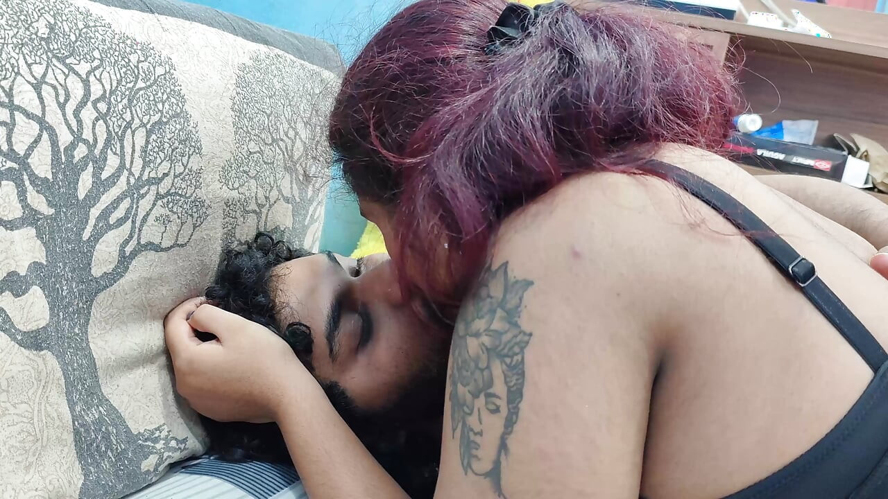 Girl play with penis she kisses boy lips then boy suck her boobs