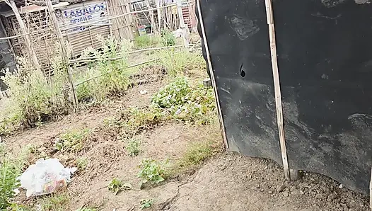 MEIN TEENIE-NACHBAR WAR GEIL, SIE WILL RISKANTEN SEX IN DER ÖFFENTLICHKEIT ERLEBEN