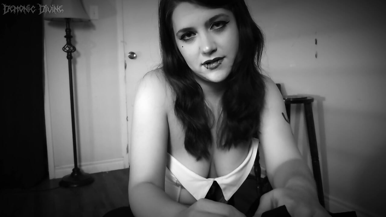 "Θα κάνω ό, τι χρειάζεται για να πάρω αυτές τις πληροφορίες" Καυτή ανάκριση ντετέκτιβ POV Nior