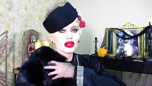 Женское доминирование Made2Kiss