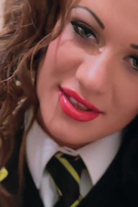 베키 홀트가 등장하는 채권