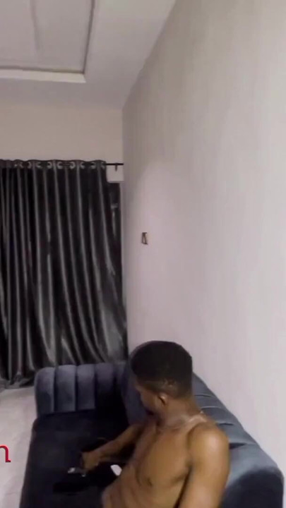 My wife wasn't around so I told my house help with big ass to help me lay my bed and I followed her to fuck het | Clip 1