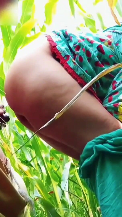 Hot Threesome hard fucking in outdoor | Clip 1