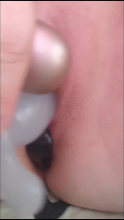 我的丈夫花费的时间太长了，我不得不和我的满足者
