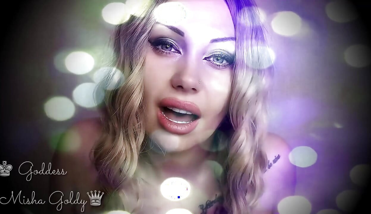 Mit stærke blik gør dig dum! Hypnotiserende øjenkontakt & ASMR & JOI