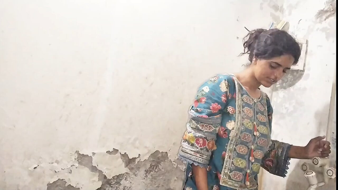 I'm fucking hard my stepmother, stepmom miss my stepdad so she wants my hard cock , Full Urdu Hindi audio
