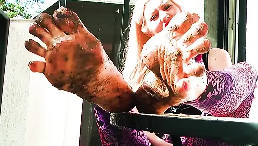 Schmutzige füße demütigung, domina