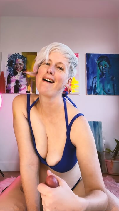 Hot Stepmother Encourages You and Teaches You How to Eat Your Cum - MILF JOI Praise CEI