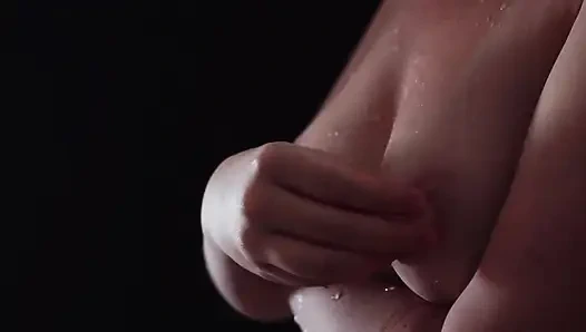 Фотография бегущего льда на моих сосках и клиторе