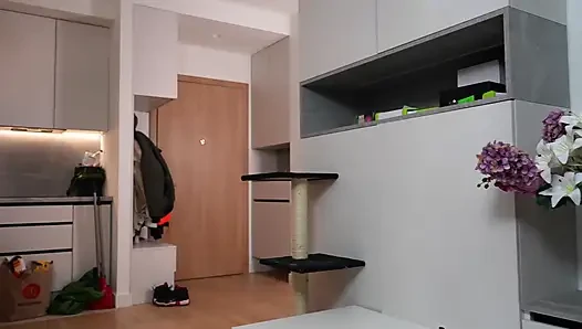 Aku menyetubuhi gadis tetanggaku