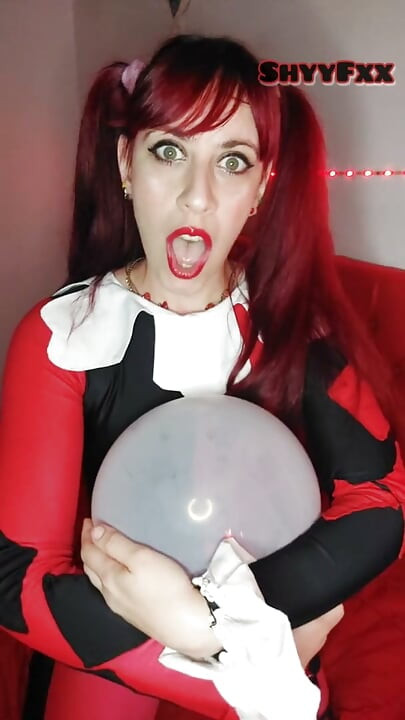 Shyyfxx Harley Quinn Celebrates Her Birthday and Sends the Joker to Her Neighbor JOI Roleplay