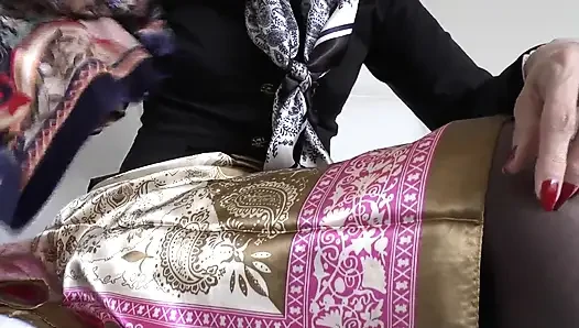 Meine hochglänzenden satintuch sind so erregend! Lady Victoria Valente