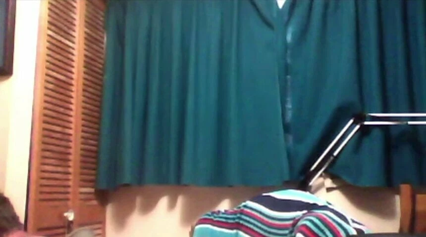 Shane bites se fait sissyfied et thicc