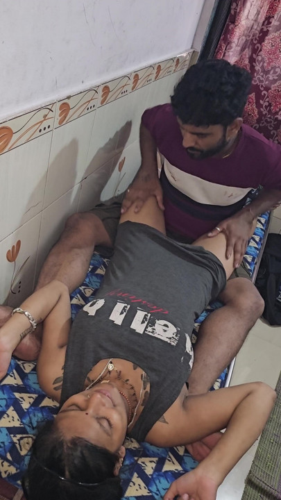 Indian desi love marriage couples hard sex in mms type sex | Clip 1