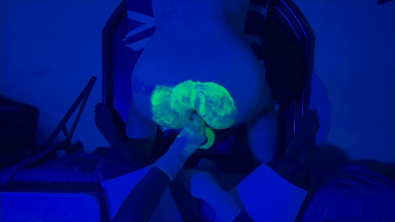 Castigo anal ultravioleta