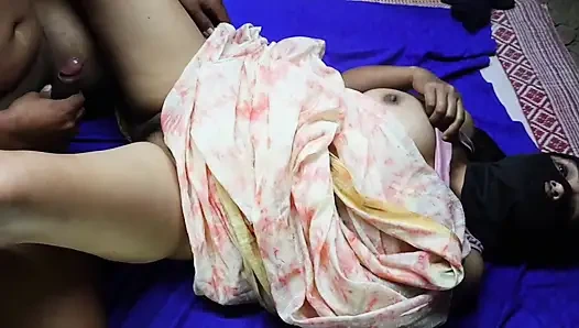 Hot indian bhabhi Saloni bhabhi ki boyfriend sex 18 nude