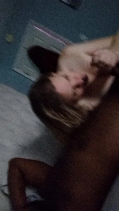 Tgirlpussyfucker
