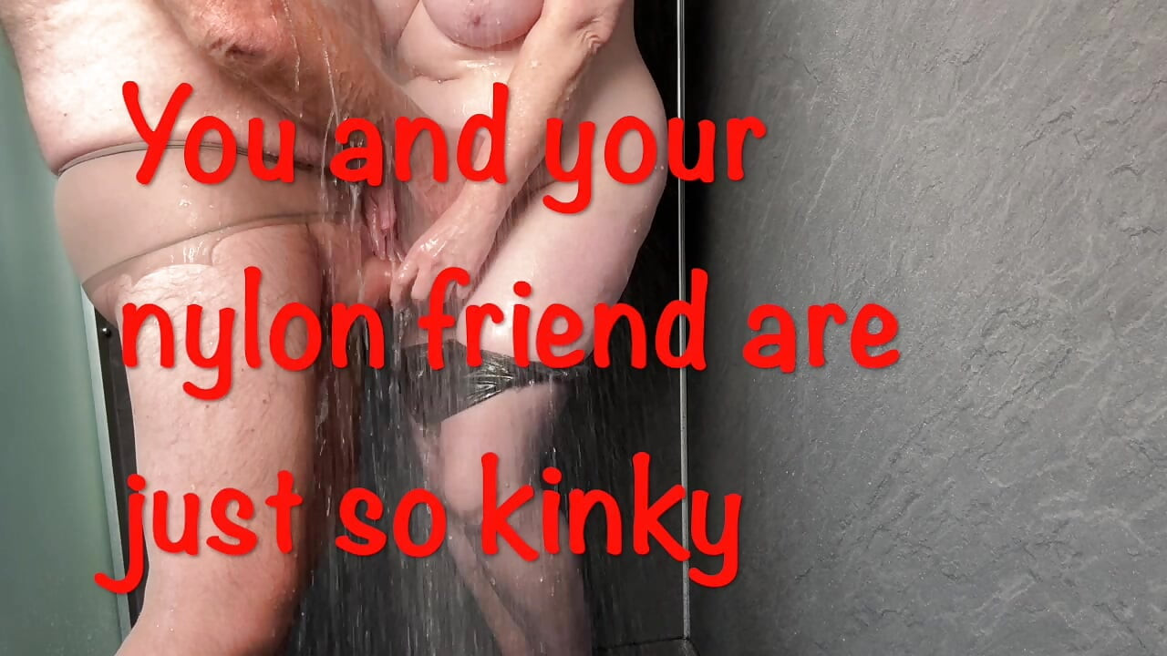 Mrs Mature Feet Peeing through her Granny Pants 429