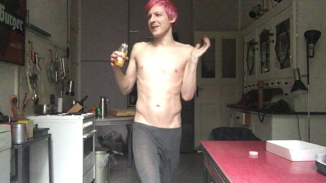 TWINK IS ALWAYS HUNGRY FOR RAW COCK