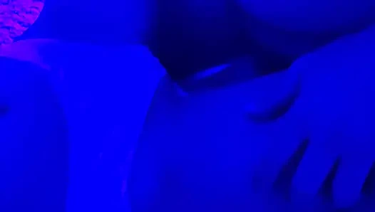 Little Thai: Ayah, aku dipenuhi dengan air mani, susu, dan krim di pesta sahabatku.