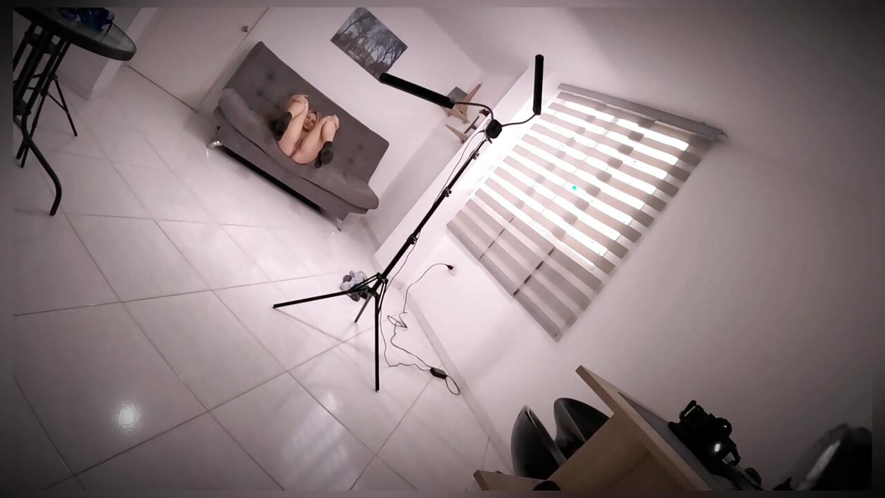 OLDER ADULT makes me suck his cock ends up fucking me hard and makes me swallow his cum in my mouth