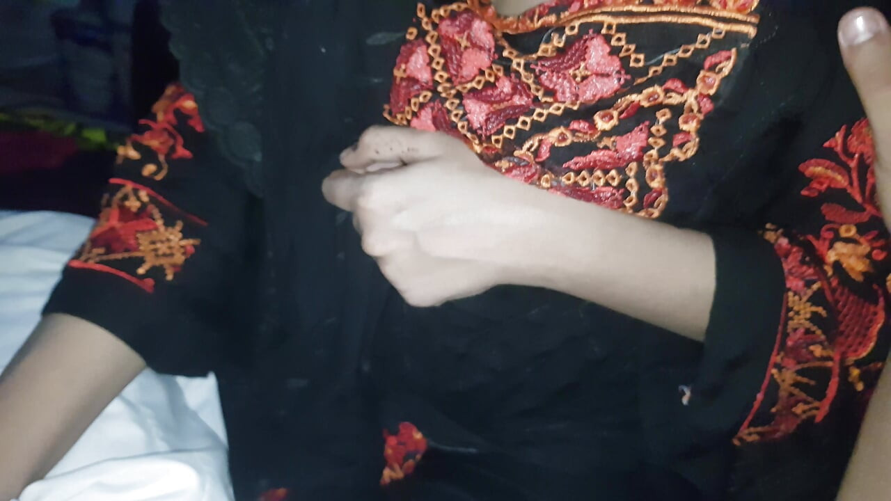 Sexy dirty Talk with Horny Aunty Hot Boobs