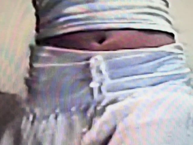 Wet Pussy Flashing American Milf Babe Striptease