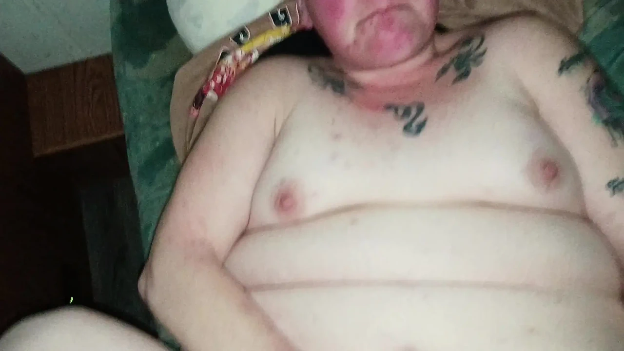 Amateur BWW Homemade Pussy play with a quick fuck! Doggy Style and riding that Dick ohh I love this pussy!