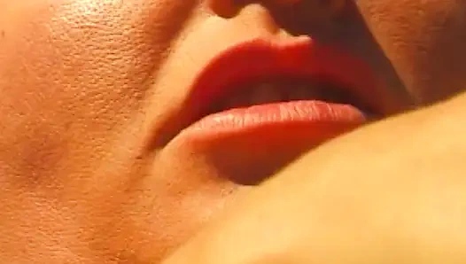 Lesbische Pool-Abenteuer