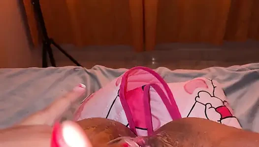 Memekku bebrang banget, aku pengen banget diisap sama pacarku