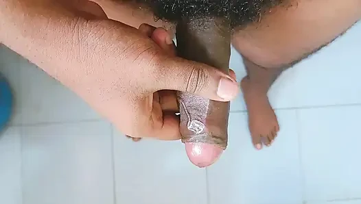 Sabah odunu solo mastürbasyon - azgın tamil adam 4k'da patlıyor!